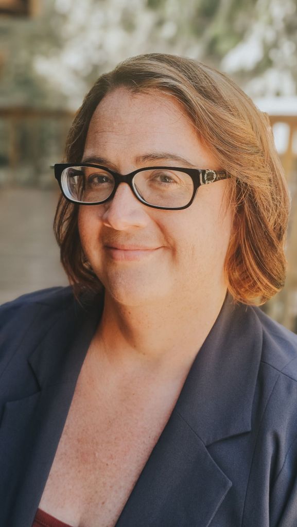 Friendly & Relatable: "Johanna Nicholson, a famly travel expert with a welcoming heart passionate about planning inclusive trips for all families."